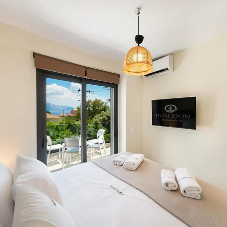 בית נופש Poseidon Sea View Maisonette With Pool