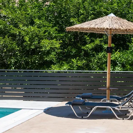 בית נופש Poseidon Sea View Maisonette With Pool ניקיאנה